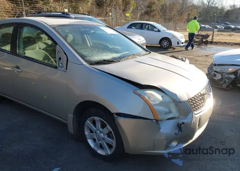 2009 Nissan Sentra 2.0S z USA, uszkodzony, nr VIN 3N1AB61EX9L626508
